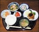 楽しい食事の様子